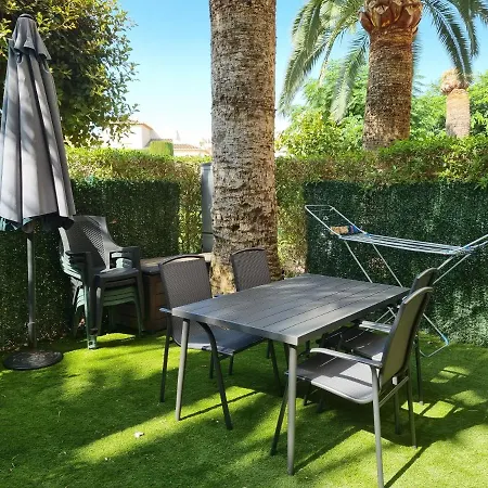 - La Isla Jávea