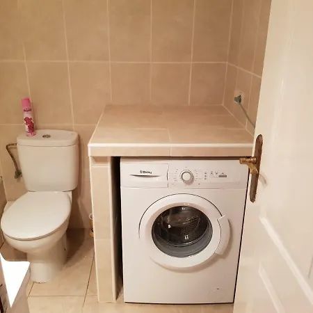 - La Isla Γιαβέα