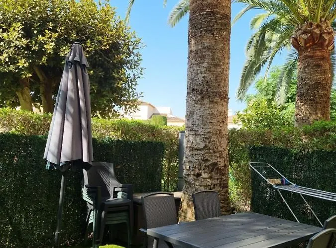 - La Isla Lägenhet *